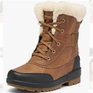 SOLD Sorel Tivoli Boots New 6